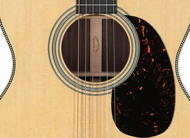 Martin 000-28 Comfort That Keeps You Playing