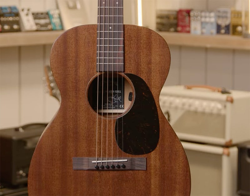 Martin 0-10E Retro Jason Isbell Built for the Spotlight