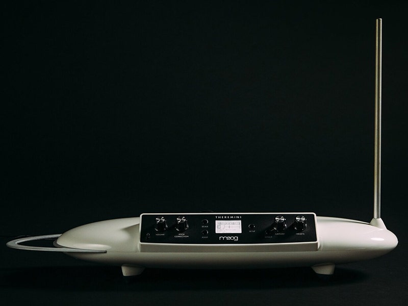 Moog Theremini 32 Sounds That Range from Ethereal to Electric