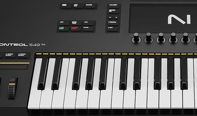 Native Instruments Komplete Kontrol S49 Mk3 Controller Keyboard