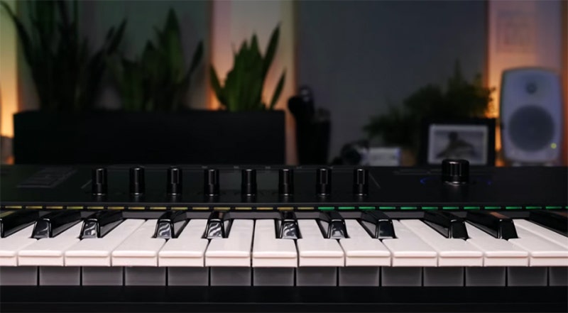 Komplete Kontrol S88 Mk3 Built to Last, Designed to Impress