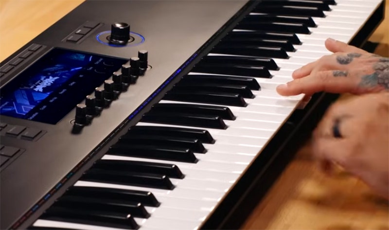 Native Instruments Komplete Kontrol S88 Mk3 Controller Keyboard ...