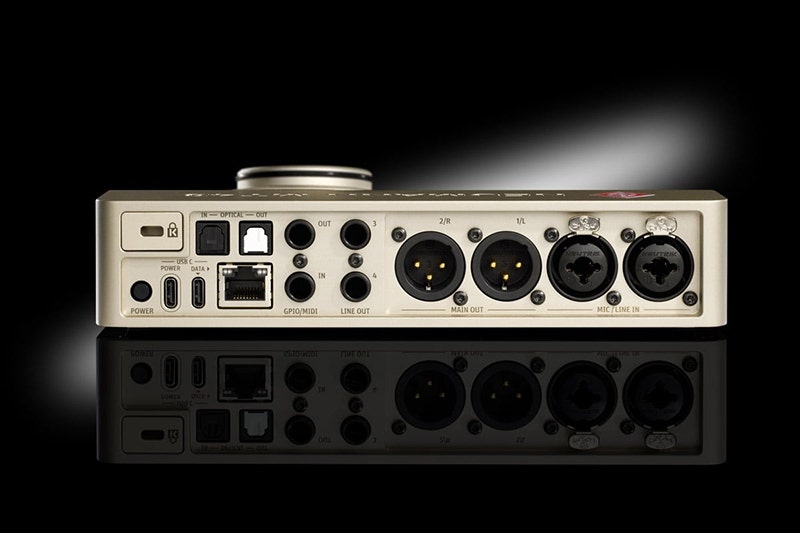 Neumann MT48U Connectivity That Grows with Your Abitions