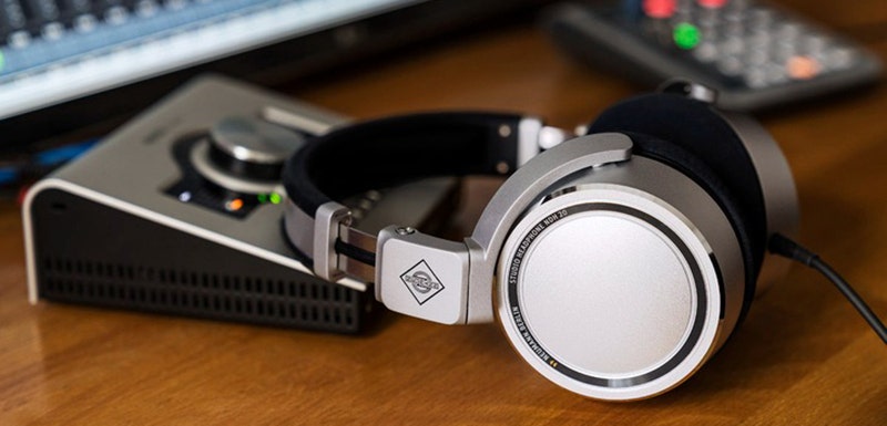 Neumann NDH 20 The Bottom Line