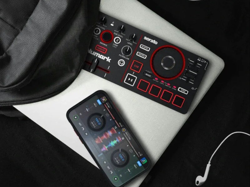 Numark MixTrack Go Wireless Freedom and a Surprisingly Tidy Setup