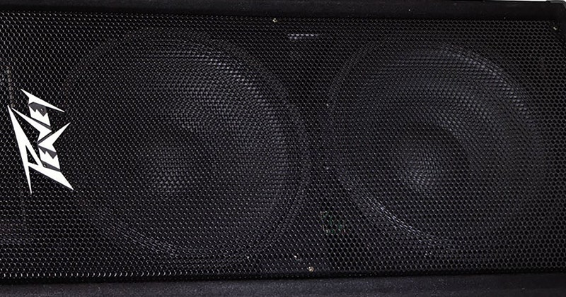 Peavey PV215 Double the Sepakers, Double the Power