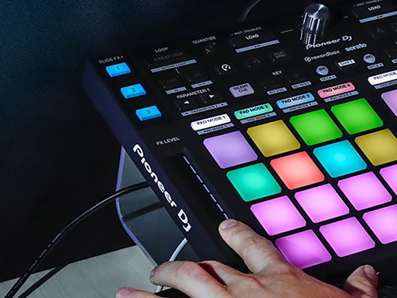Pioneer DJ DDJ-XP2 A Road-Ready, Reliable Rig