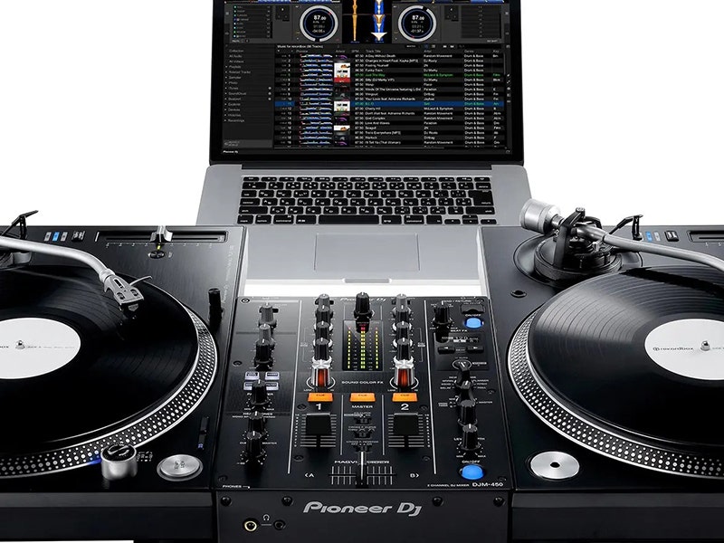 Pioneer DJ DJM-450 DJ Mixer Creative FX That Go Way Beyond Basic