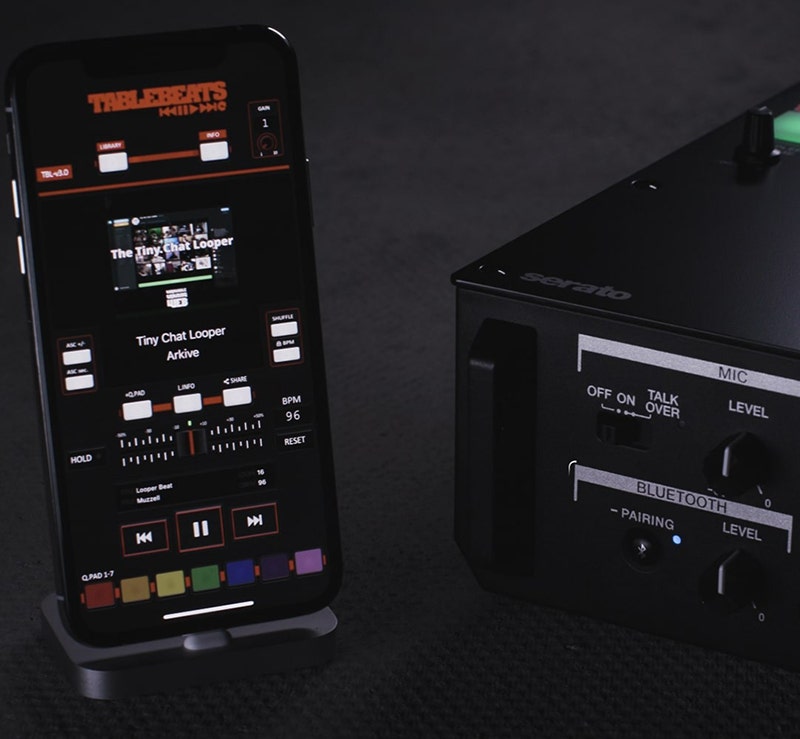 Pioneer DJ DJM-S7 Connectivity That Keeps You Connected