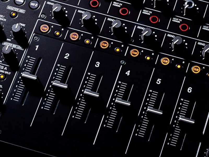 Pioneer DJ DJM-V10-LF Take Control with Precision