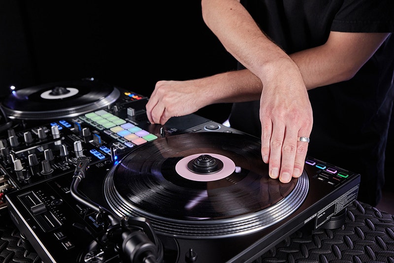 Pioneer DJ PLX-CRSS12 Professional Design Built for Peak Performance