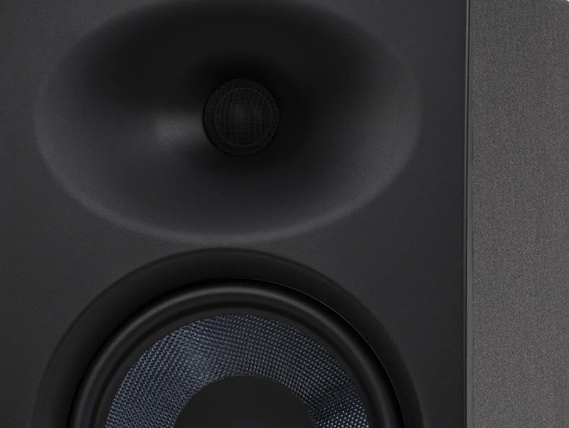 PreSonus Eris Studio 8 Punchy Bass, Zero Boxiness
