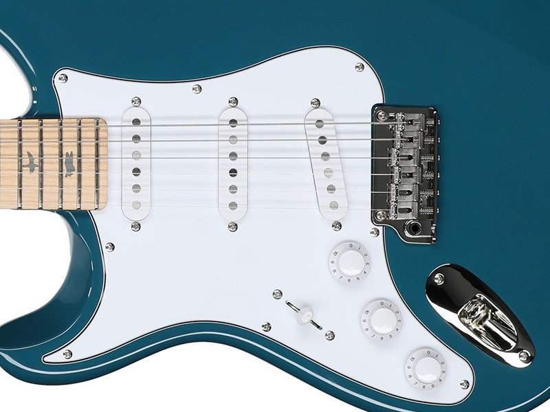 PRS SE Silver Sky Maple Advanced Hardware and Electronics