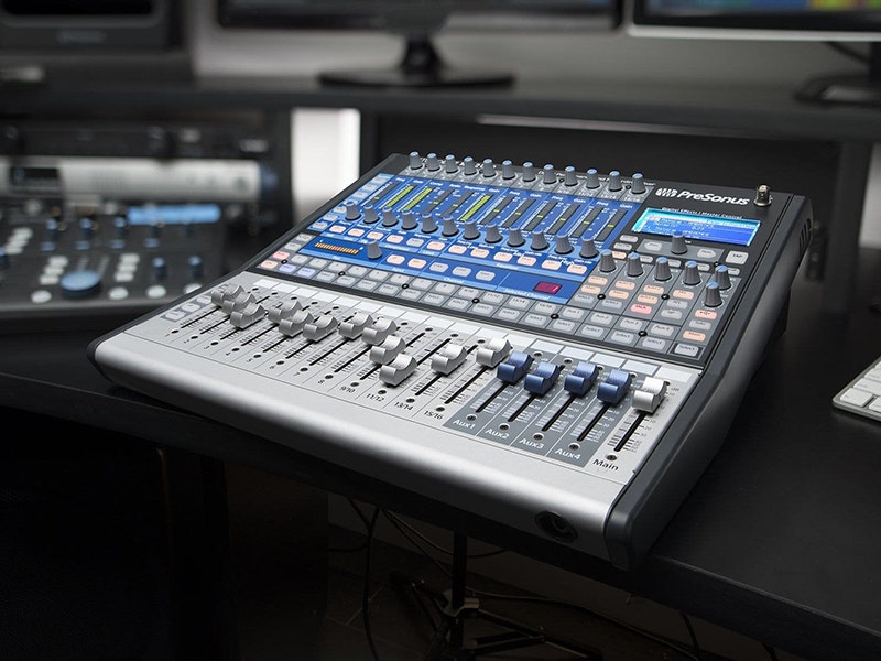 PreSonus StudioLive 16.0.2 USB Why Choose the StudioLive 16.0.2 USB