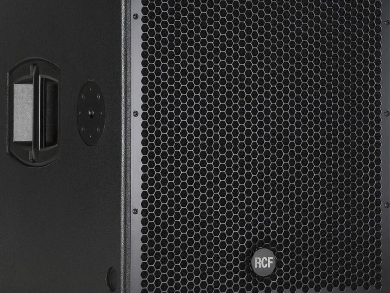 RCF SUB 8004-AS Uncompromising Power and Efficiency