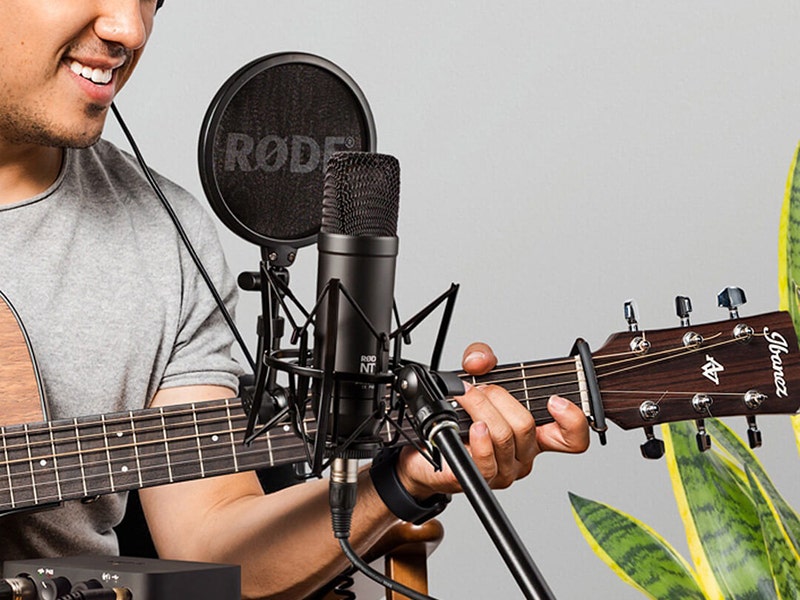 RØDE NT1 Complete Studio Solution