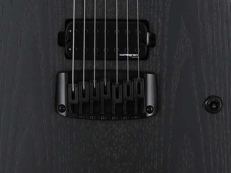 Schecter KM-7 MKIII EX Hardware That Can Handle the Heavy