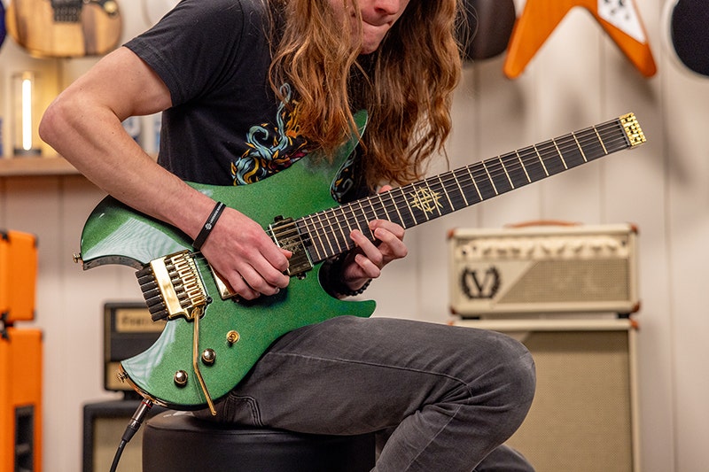 Schecter Synyster Gates 7 Headless A High-Speed, Low-Drag Shredding Experience