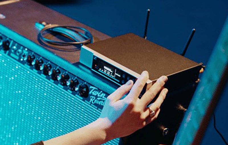 Sennheiser Evolution Digital Wireless E835-S Ready to Live the Wireless Life