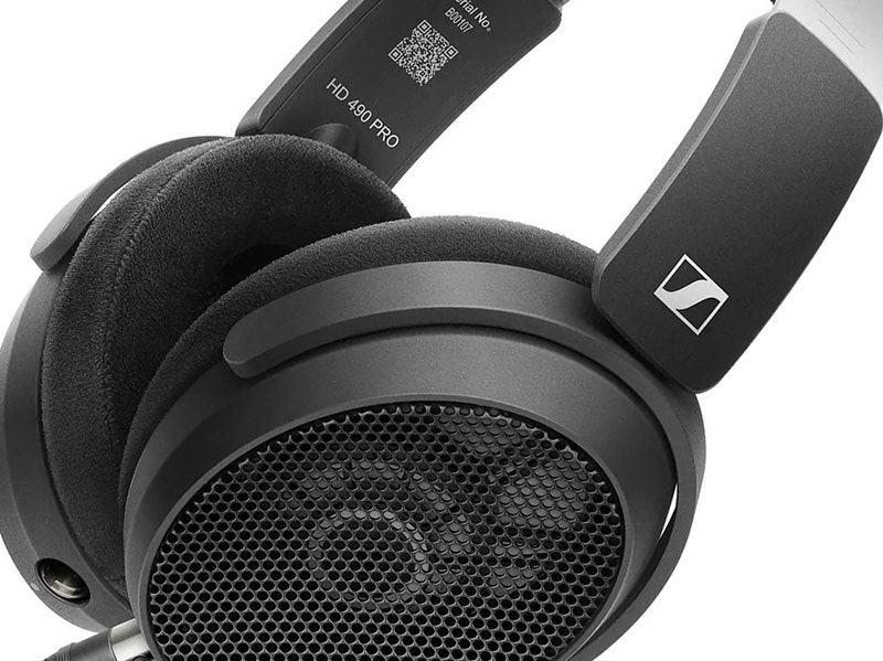 Sennheiser HD 490 PRO Comfort That Disappears