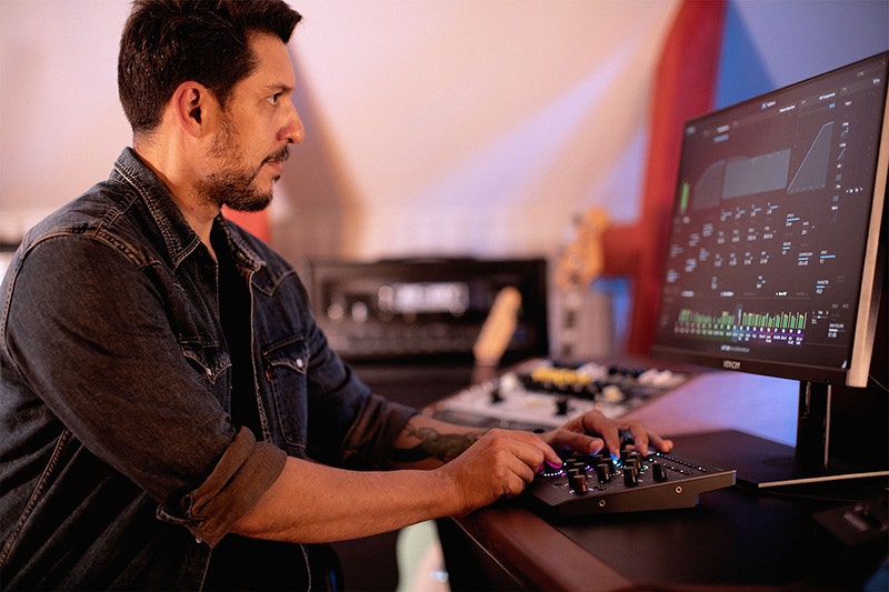 Softube Console 1 Compact Hands-On Mixing