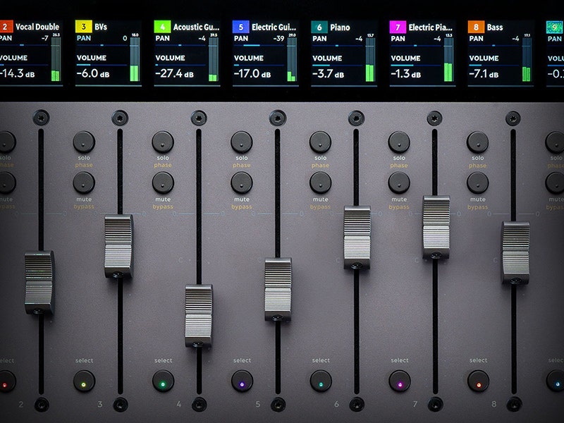 Softube Console 1 Fader MKIII Ten Screens That Keep You Oriented