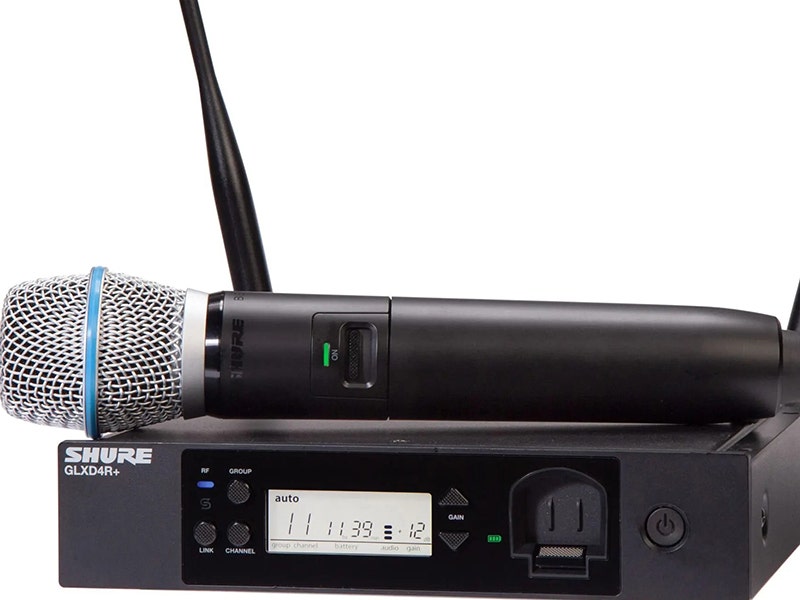 Shure GLXD24R+ Dual Band Vocal Wireless System Dual Band Wireless Technology