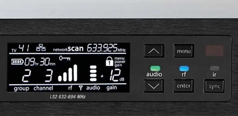 Shure QLXD4 Single-Channel Receiver Crystal-Clear Audio, Rock-Solid Connection