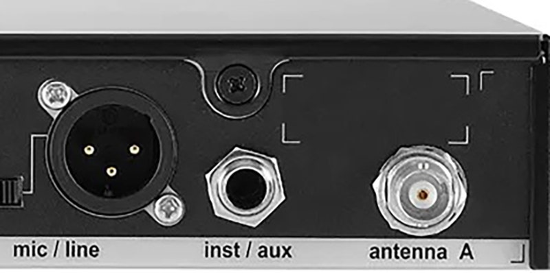 Shure QLXD4 Single-Channel Receiver The Ultimate Wireless Command Center