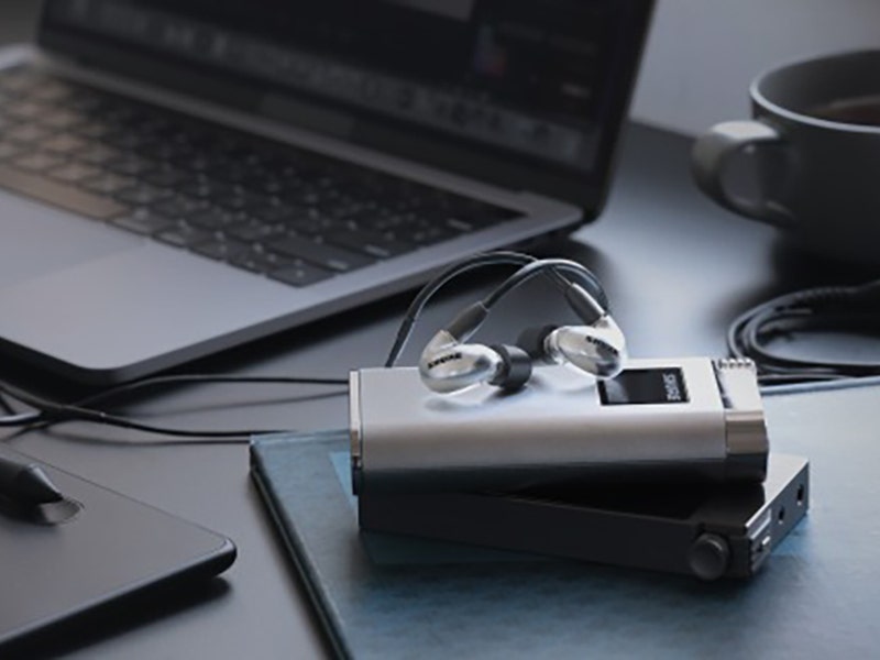 Shure SE535 Triple Driver Earphones Three Drivers are Better Than One