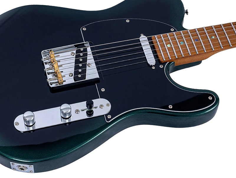 Sire Larry Carlton T7 A Neck Built for Speed