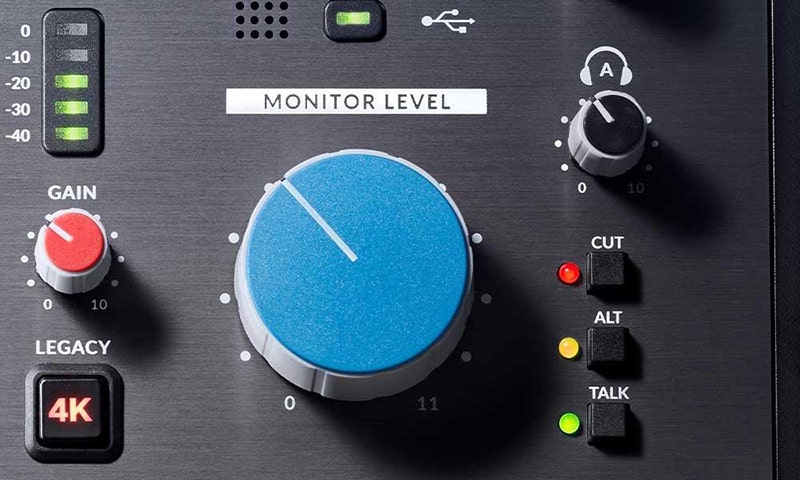 State Logic SSL 12 Master Your Mix