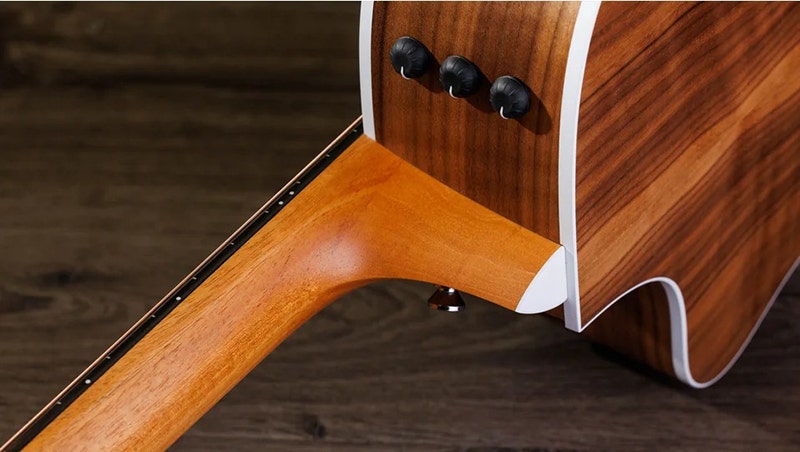 Taylor 212ce Stage-Ready Electronics