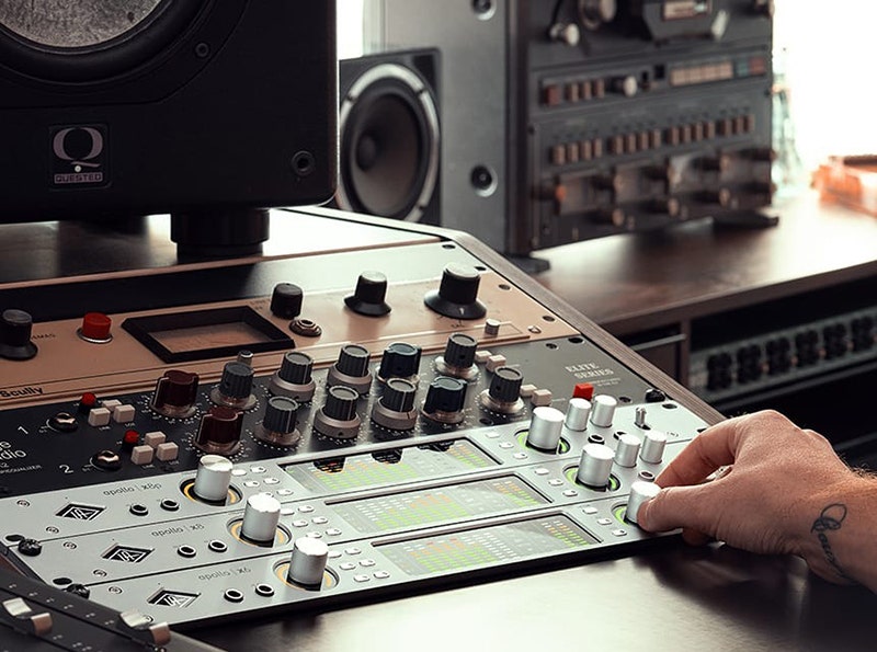 Universal Audio Apollo x6 Gen 2 Connected for the Future