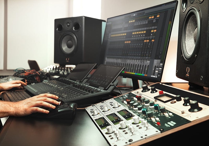 Universal Audio Apollo x6 Gen 2 The Sound of the Stars in Your Rack
