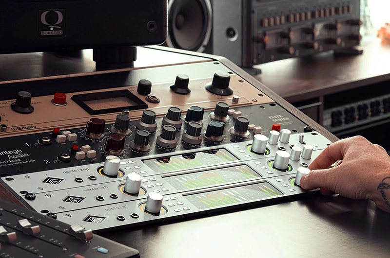 Universal Audio Apollo x8 Gen 2 Authentic Analog Sound