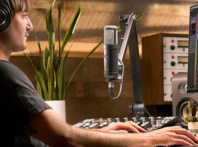 Universal Audio Sphere LX Grab the Keys to the Ultimate Mic Locker