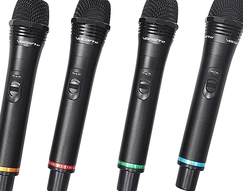 VocoPro UHF5805 Rock the Stage, Not the Wires