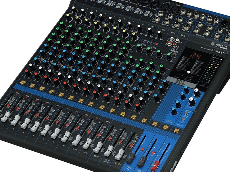 Yamaha MG16XU 16 Channel Stereo USB Mixer with Effects | American