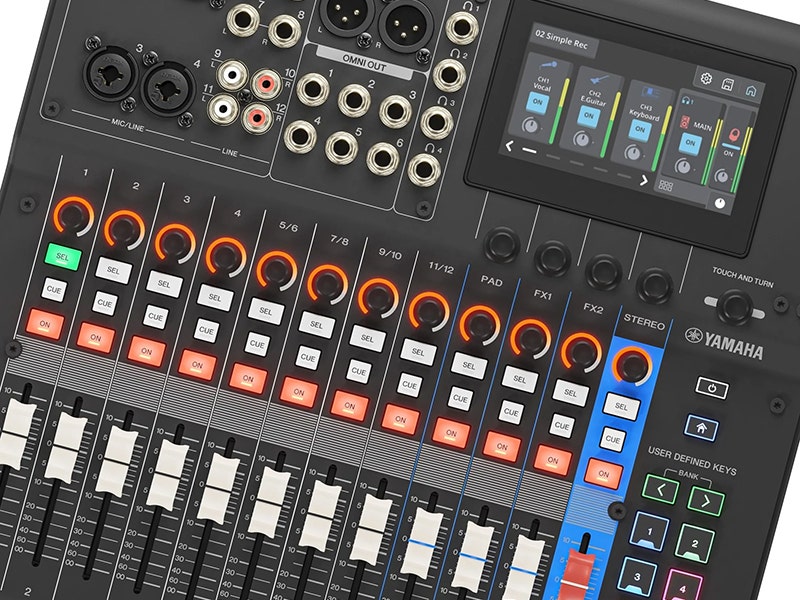 Yamaha MGX12V Your Streaming Co-Pilot