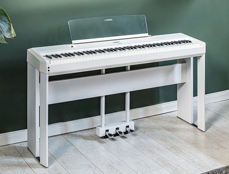 Yamaha P-525 Two Legendary Grand Pianos