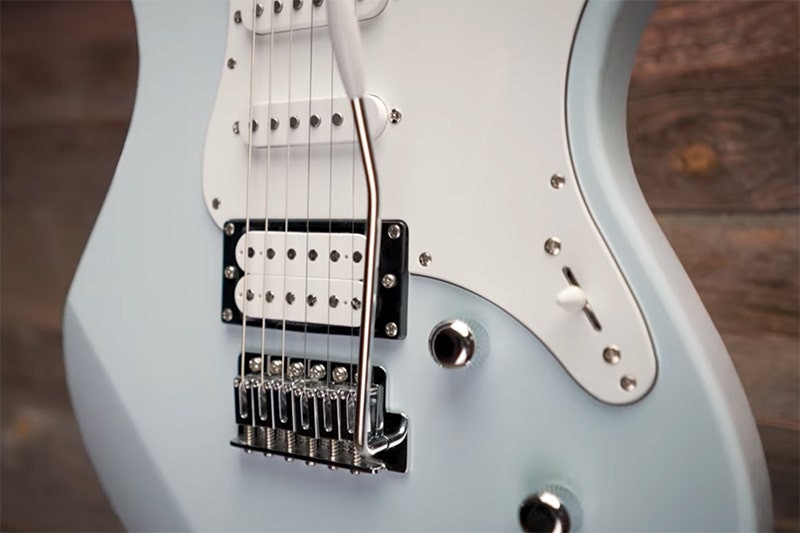 Yamaha Pacifica PAC112VM Versatile Voicings for Every Vibe