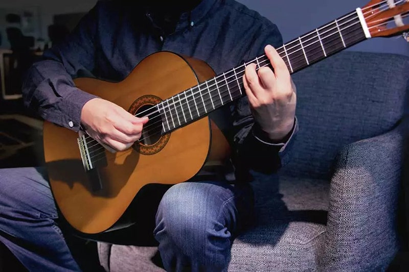 Yamaha C40 Classical Acoustic Guitar