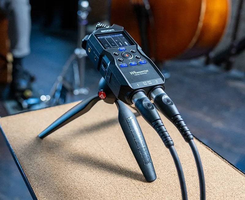 Zoom H4essential Connect, Stream and Create