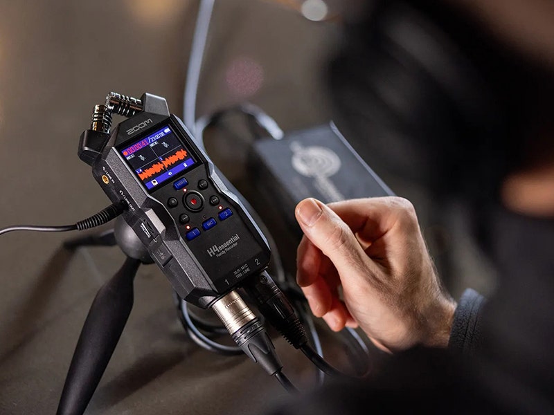 Zoom H4essential Four Tracks, Infinite Possibilities