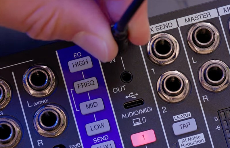 Unlock Your Sound This digital mixer offers a streamlined solution for capturing professional-quality audio. With AI-powered noise reduction and versatile recording options, it’s designed to give you full control over your sound. Versatile 12-Channel Flex