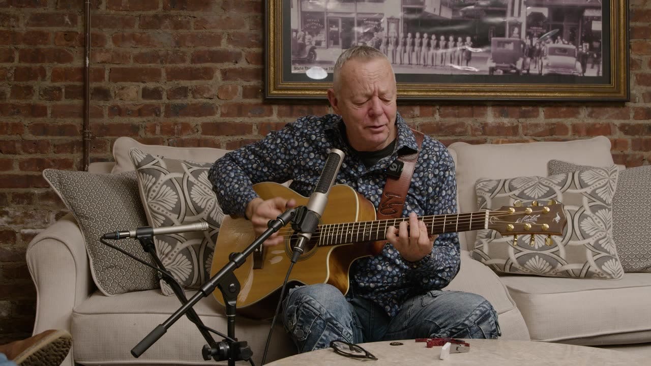 Tommy Emmanuel at American Musical Supply Interview