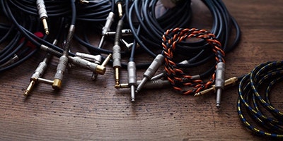 Instrument Cables vs. Speaker Cables: What's the Difference?