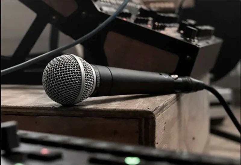 Shure SM58 vs Beta 58A at American Musical Supply