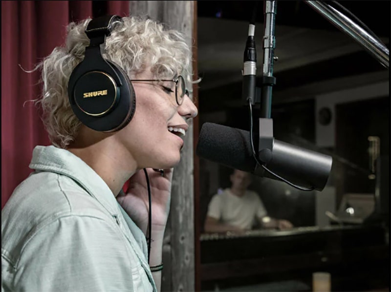 Why Choose the Shure SM7B Microphone